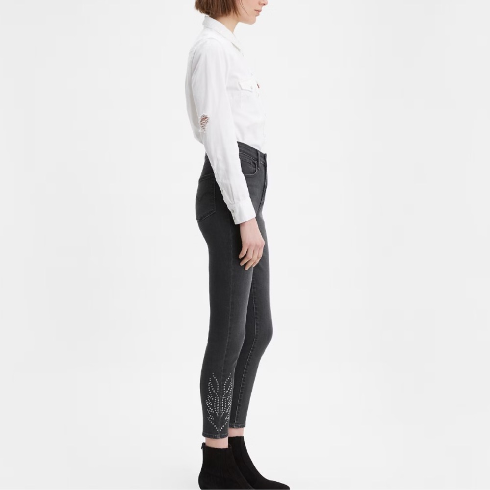 Levi’s brand new 721 high rise skinny ankle jeans so so stunning. Paid 99+tax - Picture 3 of 12